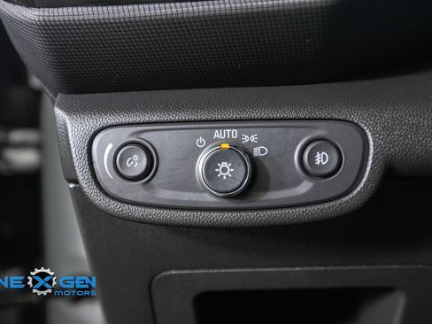 Used 2023 Chevrolet TrailBlazer LT w/ Convenience Package AWD/4WD image 15