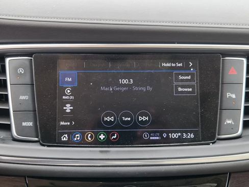 Used 2024 Buick Enclave Essence w/ Experience Buick Package AWD/4WD image 15
