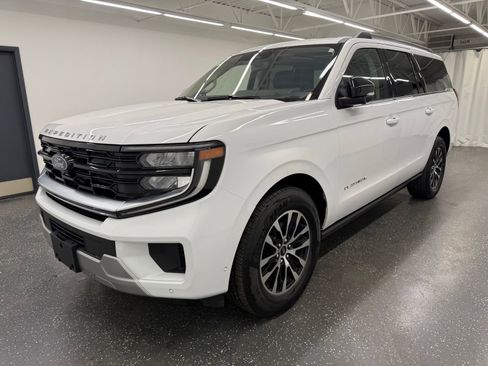 Used 2025 Ford Expedition Max Platinum AWD/4WD image 4