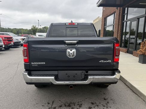 Used 2019 RAM 1500 Laramie AWD/4WD image 5