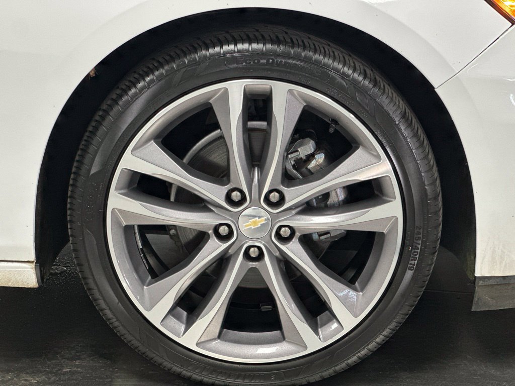 Used 2023 Chevrolet Malibu LT w/ LPO, Floor Liner Package FWD image 25