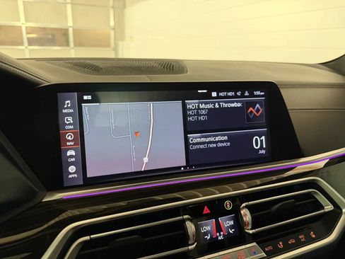 Used 2019 BMW X5 xDrive50i w/ M Sport Package AWD/4WD image 23