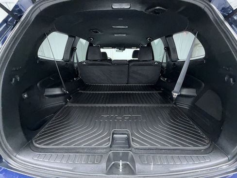 Used 2022 Honda Pilot Sport image 17