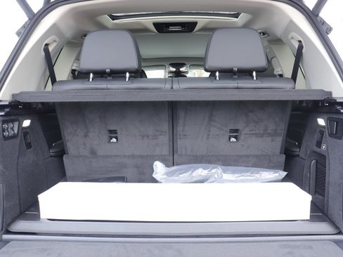 New 2026 BMW X7 xDrive40i image 16