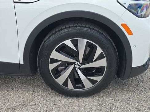 Certified 2023 Volkswagen ID.4 Pro RWD image 23