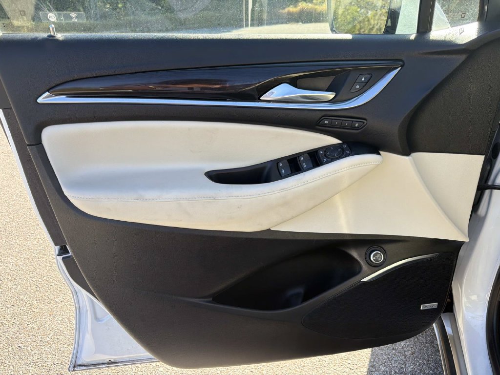 Used 2024 Buick Enclave Premium FWD image 30