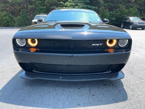 Used 2016 Dodge Challenger SRT Hellcat RWD image 2