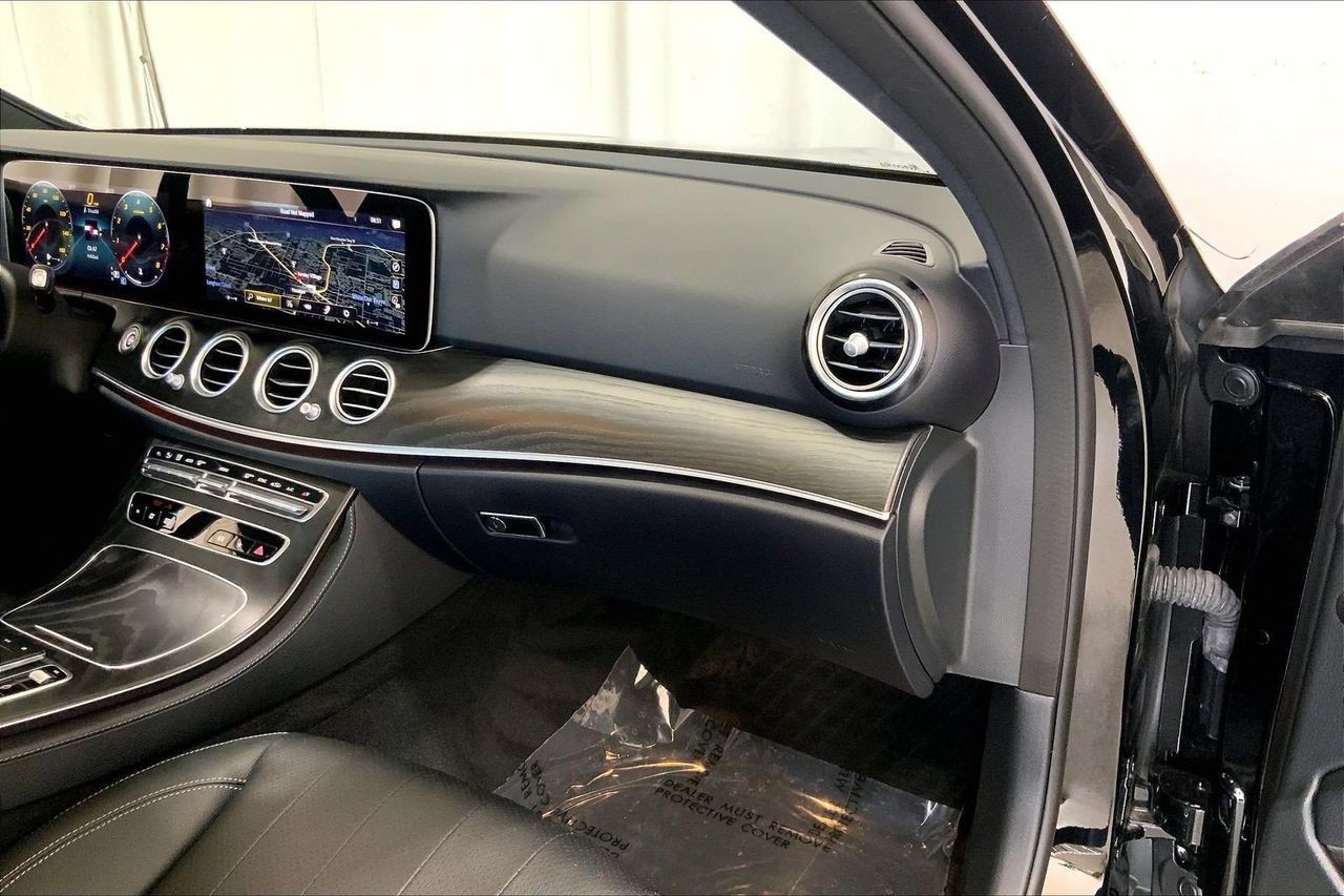 Used 2023 Mercedes-Benz E 350 4MATIC Sedan image 14