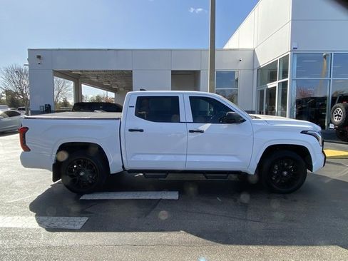 Used 2025 Toyota Tundra SR w/ SR Tow Package image 9