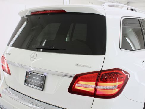 Used 2018 Mercedes-Benz GLS 450 4MATIC image 19
