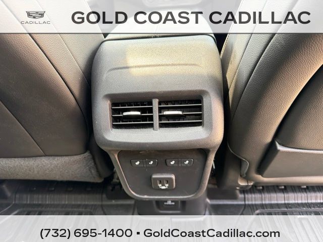 Used 2020 GMC Terrain Denali w/ Denali Premium Package AWD/4WD image 9