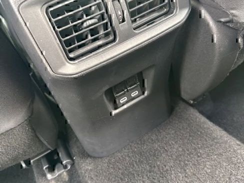 Certified 2024 Toyota RAV4 XLE AWD/4WD image 17