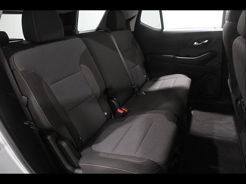 Certified 2020 Chevrolet Traverse LS FWD image 17