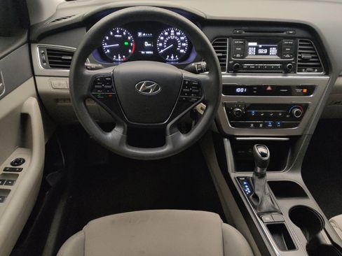 Used 2017 Hyundai Sonata SE FWD image 22