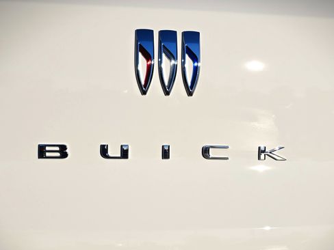 New 2026 Buick Encore GX Sport Touring w/ Advanced Technology Package image 38