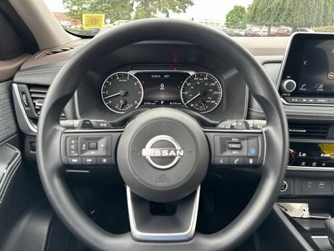 Certified 2023 Nissan Rogue SV AWD/4WD image 25