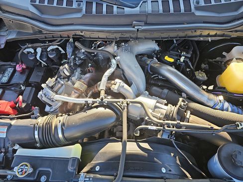 Used 2022 Ford F250 Lariat w/ Lariat Ultimate Package image 30