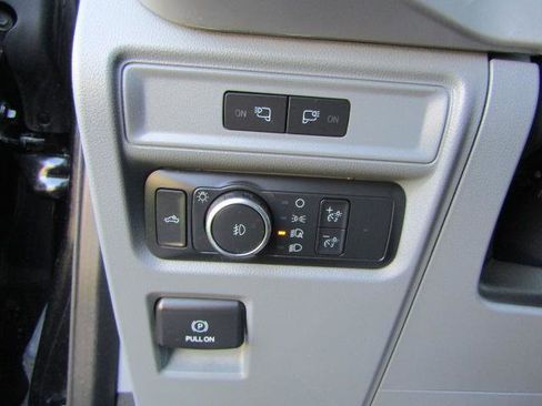 Used 2022 Ford F150 XLT w/ XTR Package image 22