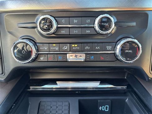 Used 2024 Ford F250 King Ranch w/ Chrome Package image 19