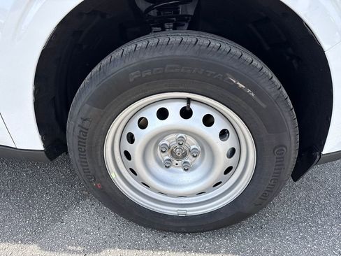 New 2026 Ford Maverick XL image 10