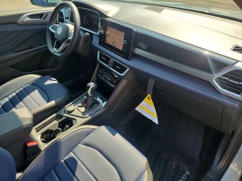 New 2026 Volkswagen Taos SEL AWD/4WD image 28