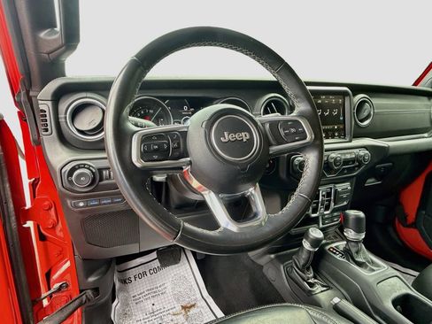Used 2022 Jeep Wrangler Unlimited Sahara AWD/4WD image 12