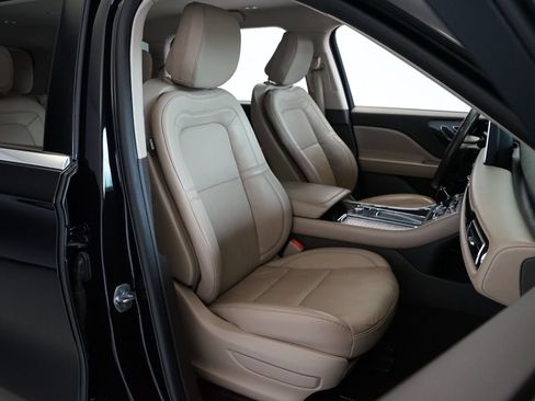 Used 2020 Lincoln Aviator Reserve w/ Elements Package Plus RWD image 3