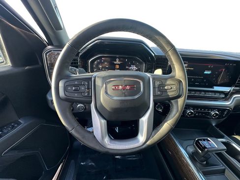 Used 2025 GMC Sierra 1500 Elevation AWD/4WD image 12