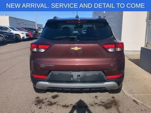 Used 2023 Chevrolet TrailBlazer LT w/ Convenience Package AWD/4WD image 6