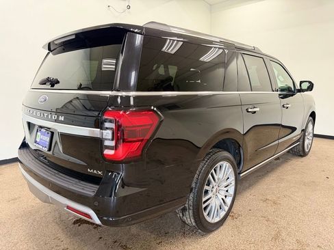 Used 2024 Ford Expedition Max Platinum AWD/4WD image 8