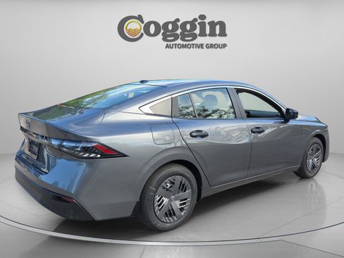 Used 2010 Ford Taurus SEL image 5