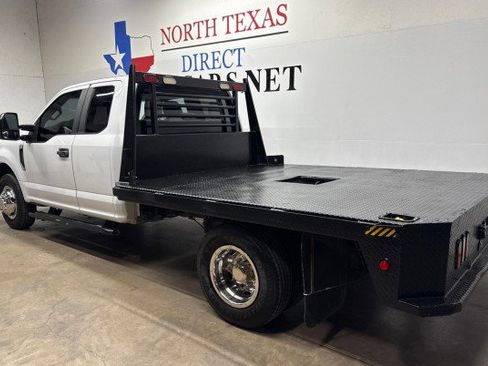 Used 2017 Ford F350 XL w/ Power Equipment Group image 9