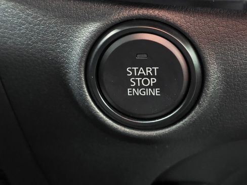 Used 2024 MAZDA MAZDA3 s image 34