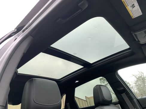 Used 2021 Cadillac XT5 Premium Luxury image 11