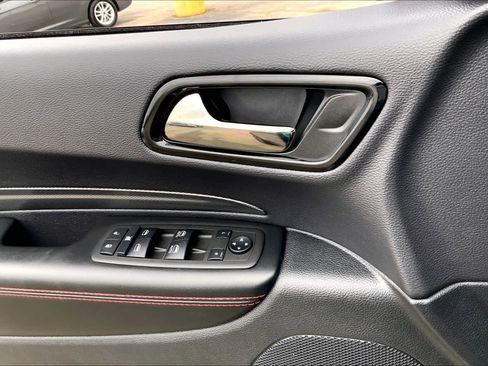 Used 2025 Dodge Durango GT w/ Blacktop Package image 32