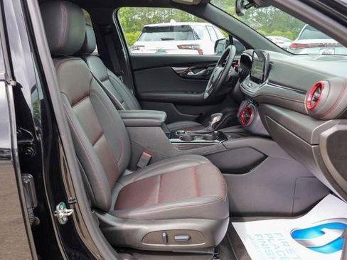 Certified 2025 Chevrolet Blazer RS FWD image 6