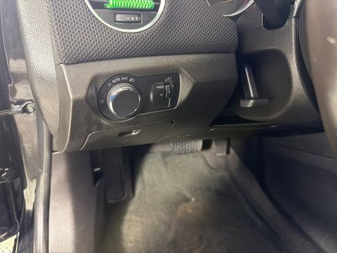 Used 2014 Chevrolet Cruze LT w/ Technology Package FWD image 13