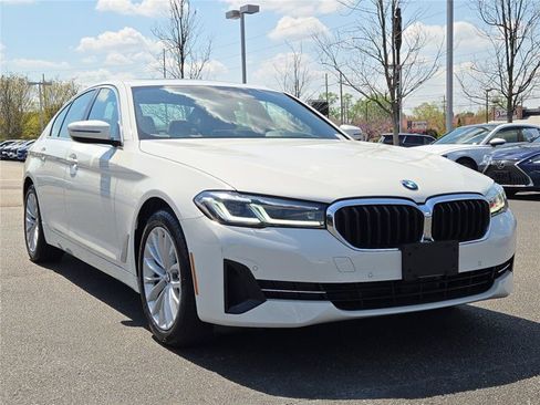 Used 2023 BMW 530i xDrive AWD/4WD image 8