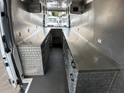 Used 2019 Mercedes-Benz Sprinter 4x4 170 image 16