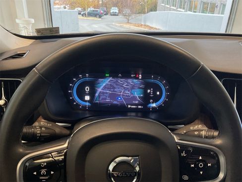 Certified 2023 Volvo XC60 B5 Plus w/ Protection Package Premier image 18