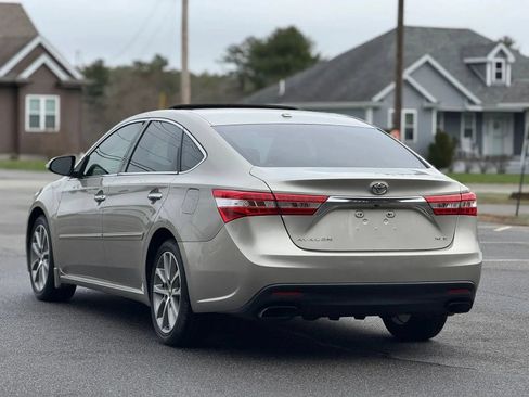 Used 2014 Toyota Avalon XLE Touring FWD image 8