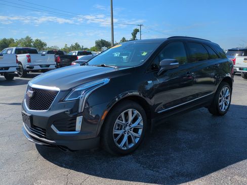 Used 2020 Cadillac XT5 Sportv w/ LPO, Floor Liner Package AWD/4WD image 8