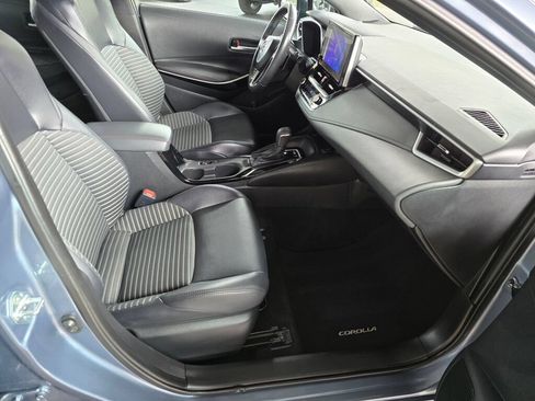 Used 2024 Toyota Corolla XSE FWD image 11