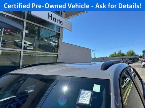 Certified 2023 Volkswagen Atlas Cross Sport SEL R-Line AWD/4WD image 34