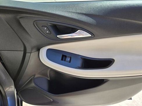 Used 2021 Buick Encore GX Select image 19