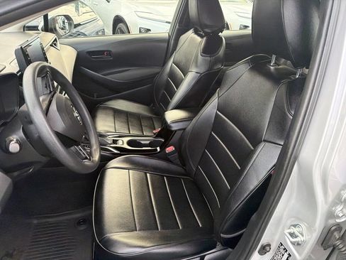 Used 2022 Toyota Corolla LE FWD image 18