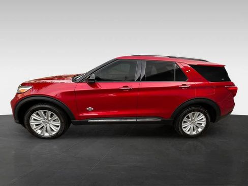 Used 2024 Ford Explorer King Ranch w/ Technology Package AWD/4WD image 3