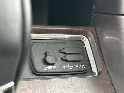 Used 2019 Subaru Ascent Touring image 21