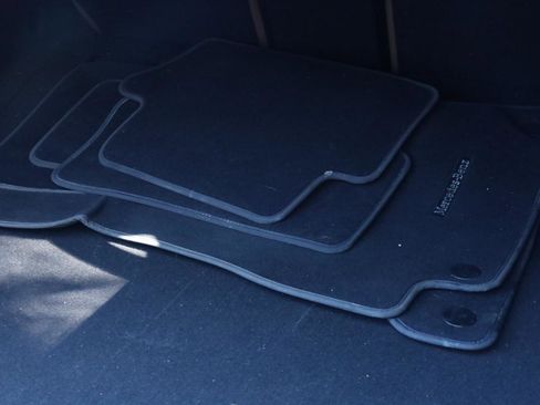 Used 2021 Mercedes-Benz E 350 4MATIC Sedan image 29