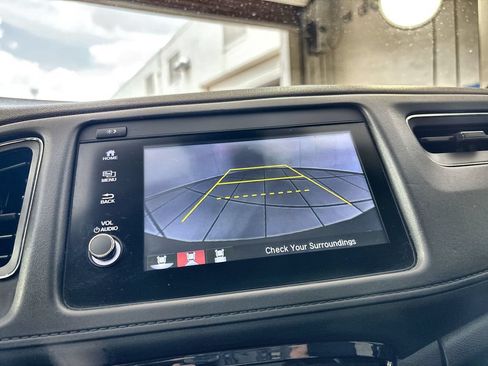 Used 2021 Honda HR-V EX image 23